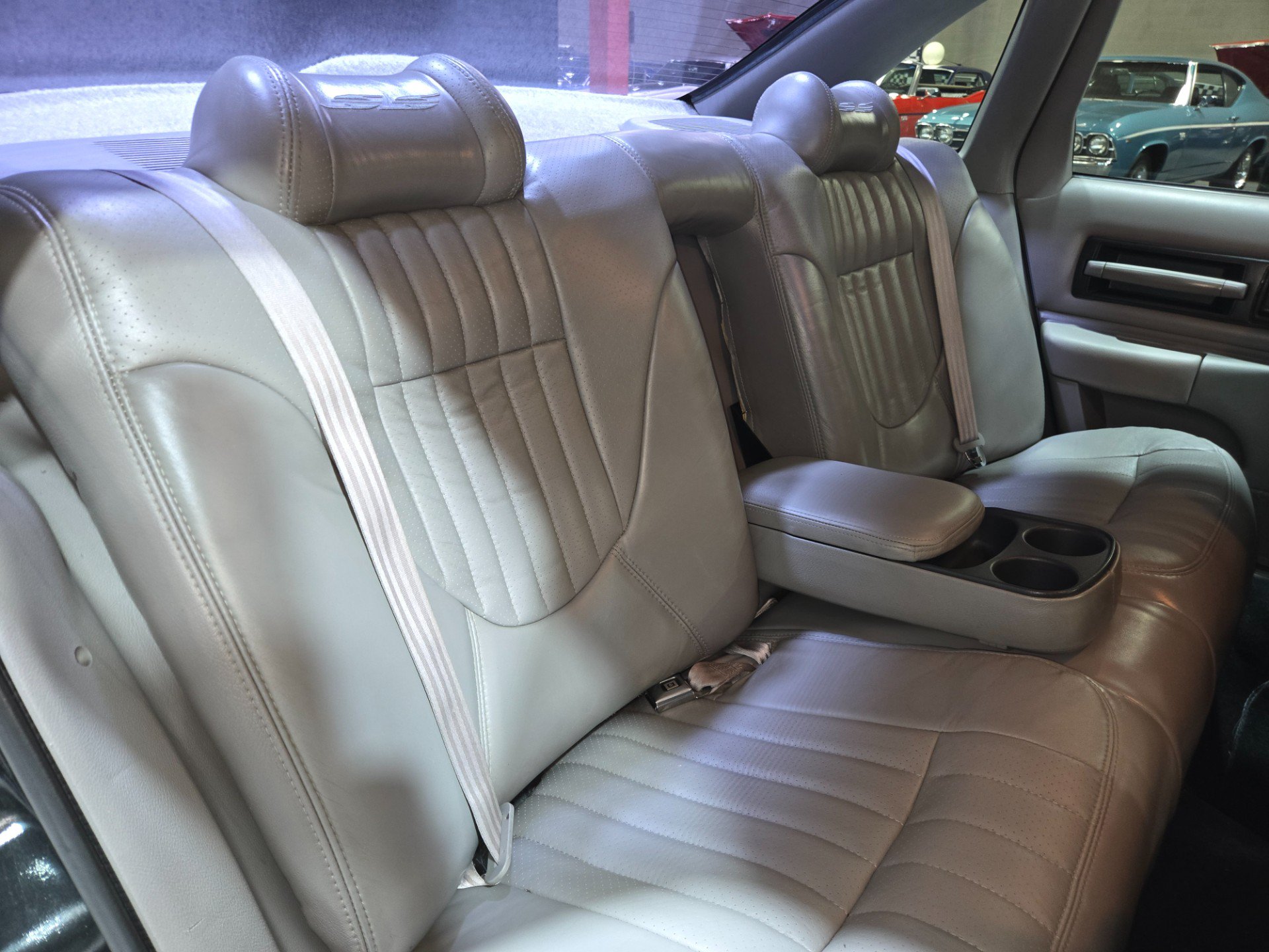 Used 1994 Chevrolet Impala SS RWD image 90