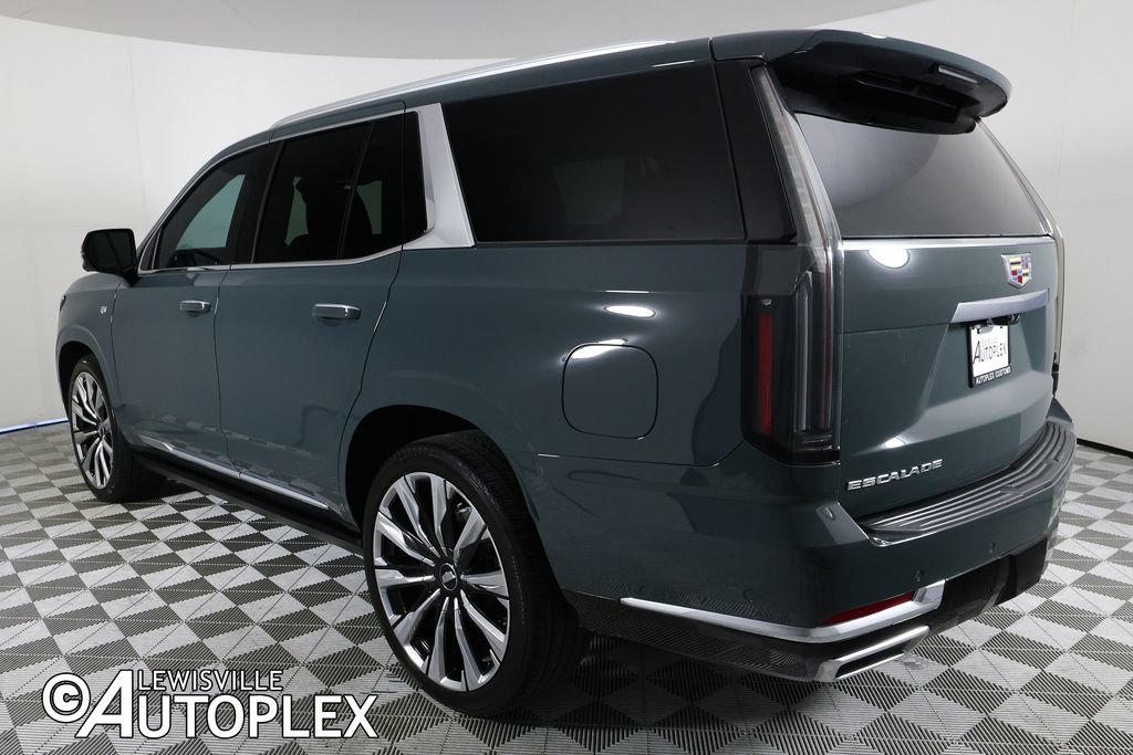 Used 2026 Cadillac Escalade Luxury w/ Touring Package AWD/4WD image 7