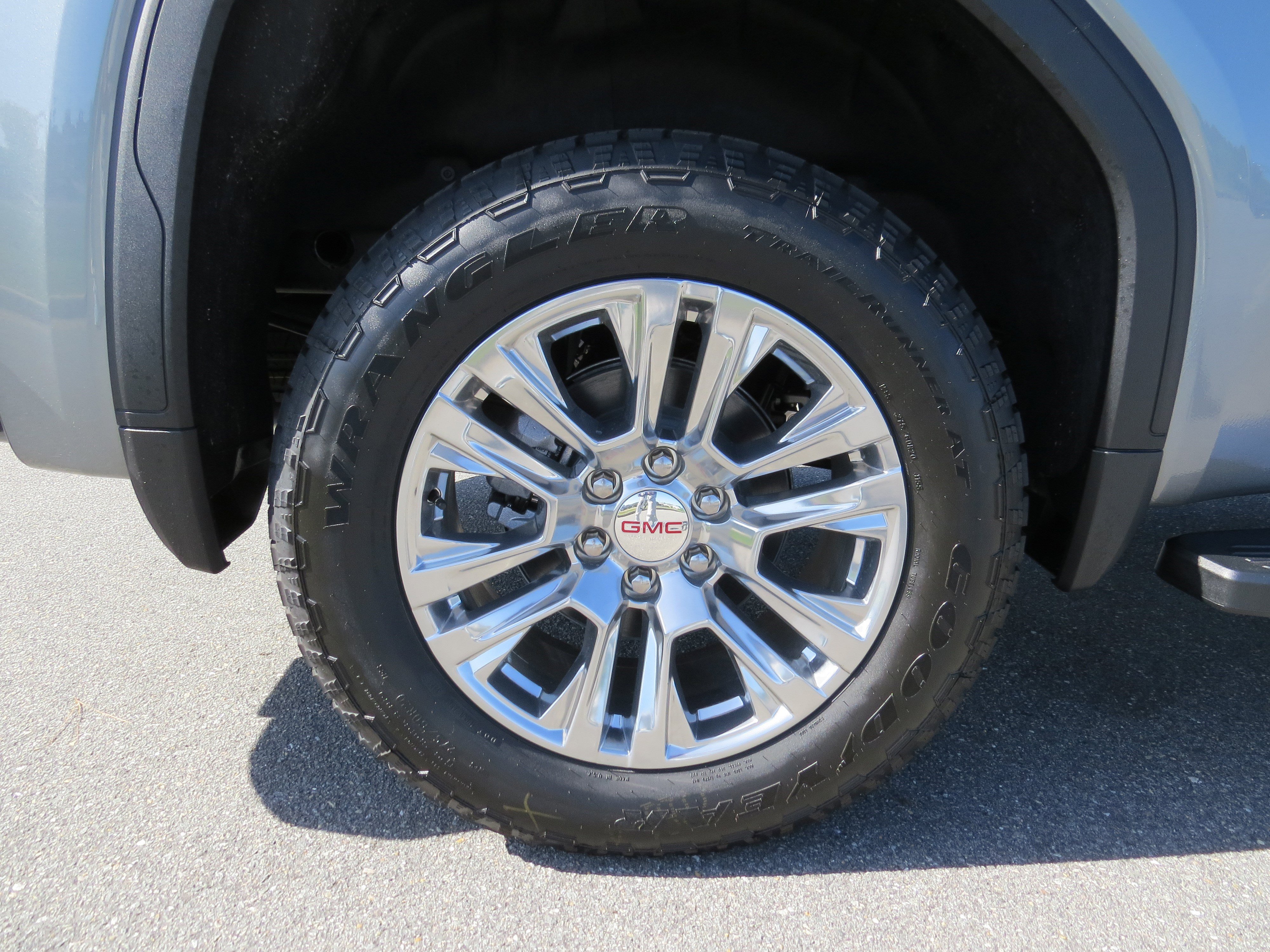 New 2026 GMC Sierra 1500 Denali w/ Technology Package image 13