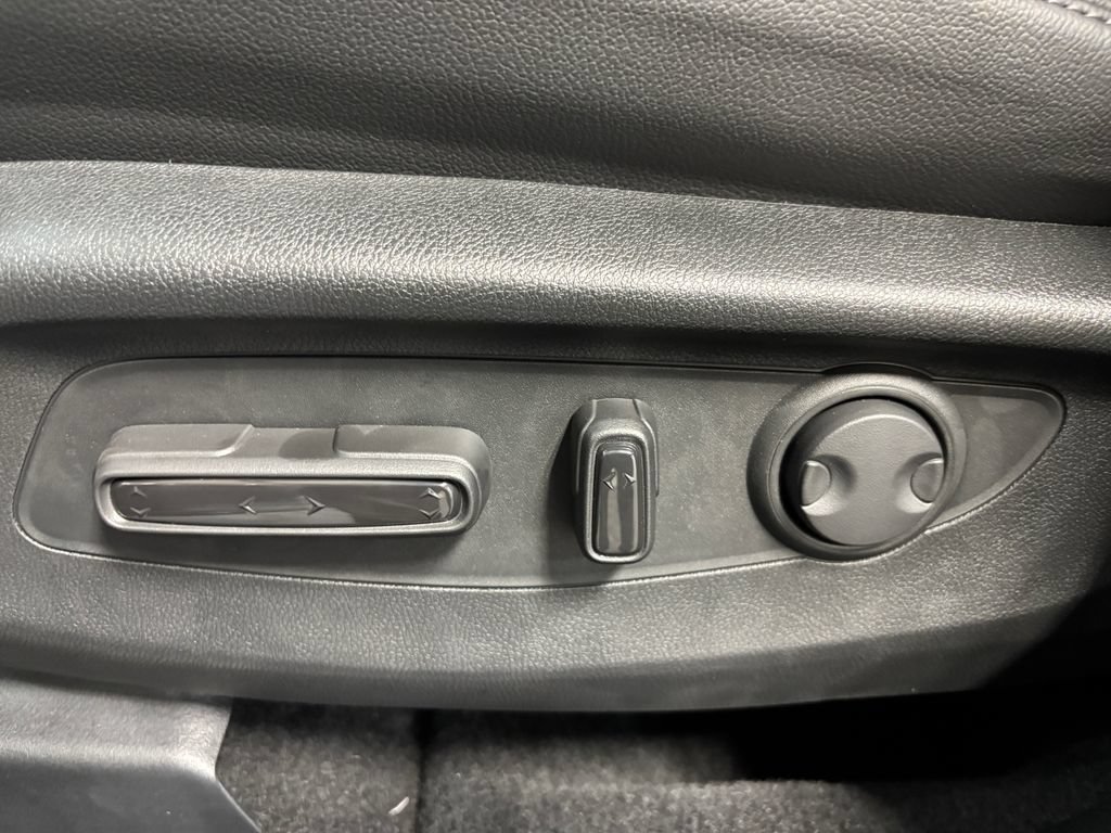 New 2026 Honda CR-V EX-L image 23