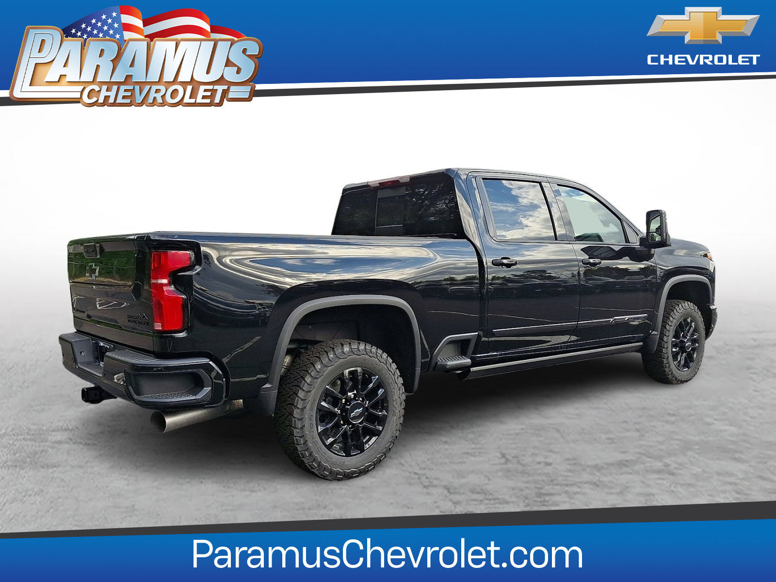 New 2026 Chevrolet Silverado 2500 High Country w/ High Country Premium Package AWD/4WD image 4
