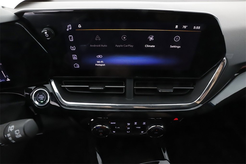 Used 2025 Chevrolet Trax RS w/ Driver Confidence Package image 19