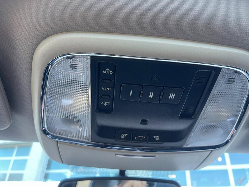 Used 2012 Dodge Durango R/T w/ Leather Interior Group image 33