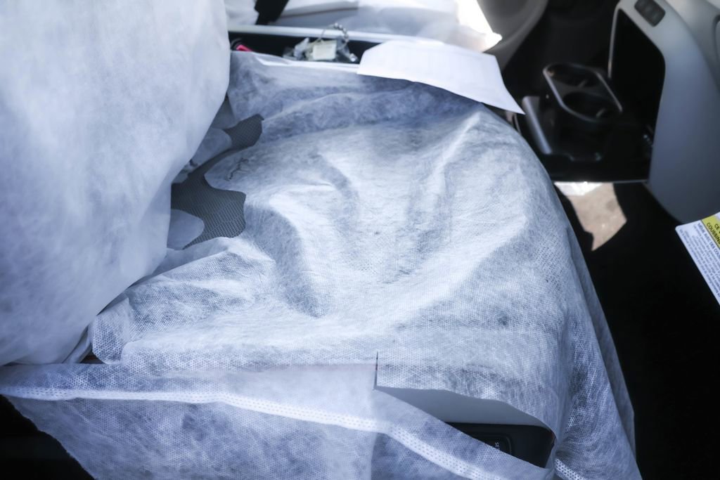 New 2025 Volkswagen ID. Buzz Pro S Plus image 38