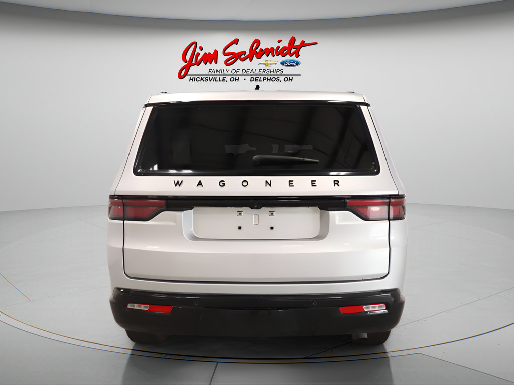 Used 2024 Jeep Wagoneer Series II AWD/4WD image 6