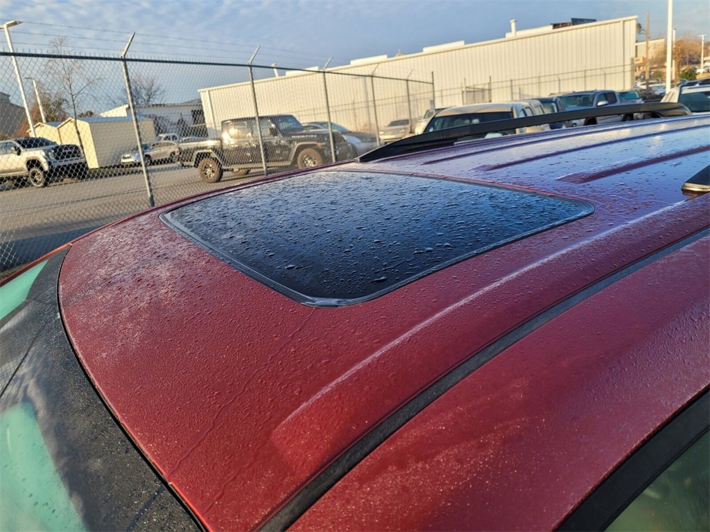 Used 2019 Toyota Sienna L image 8