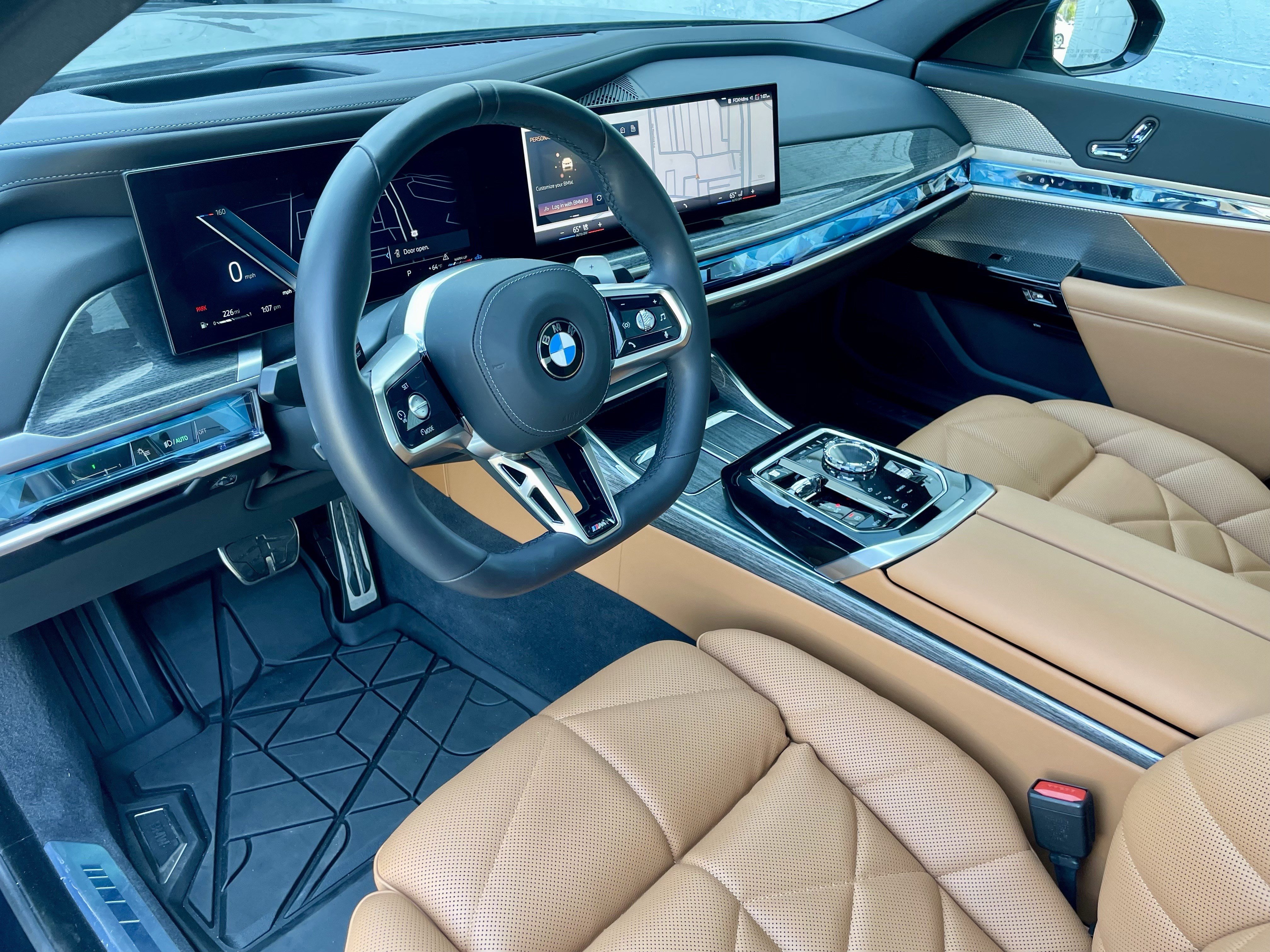 Used 2025 BMW 740i xDrive image 13