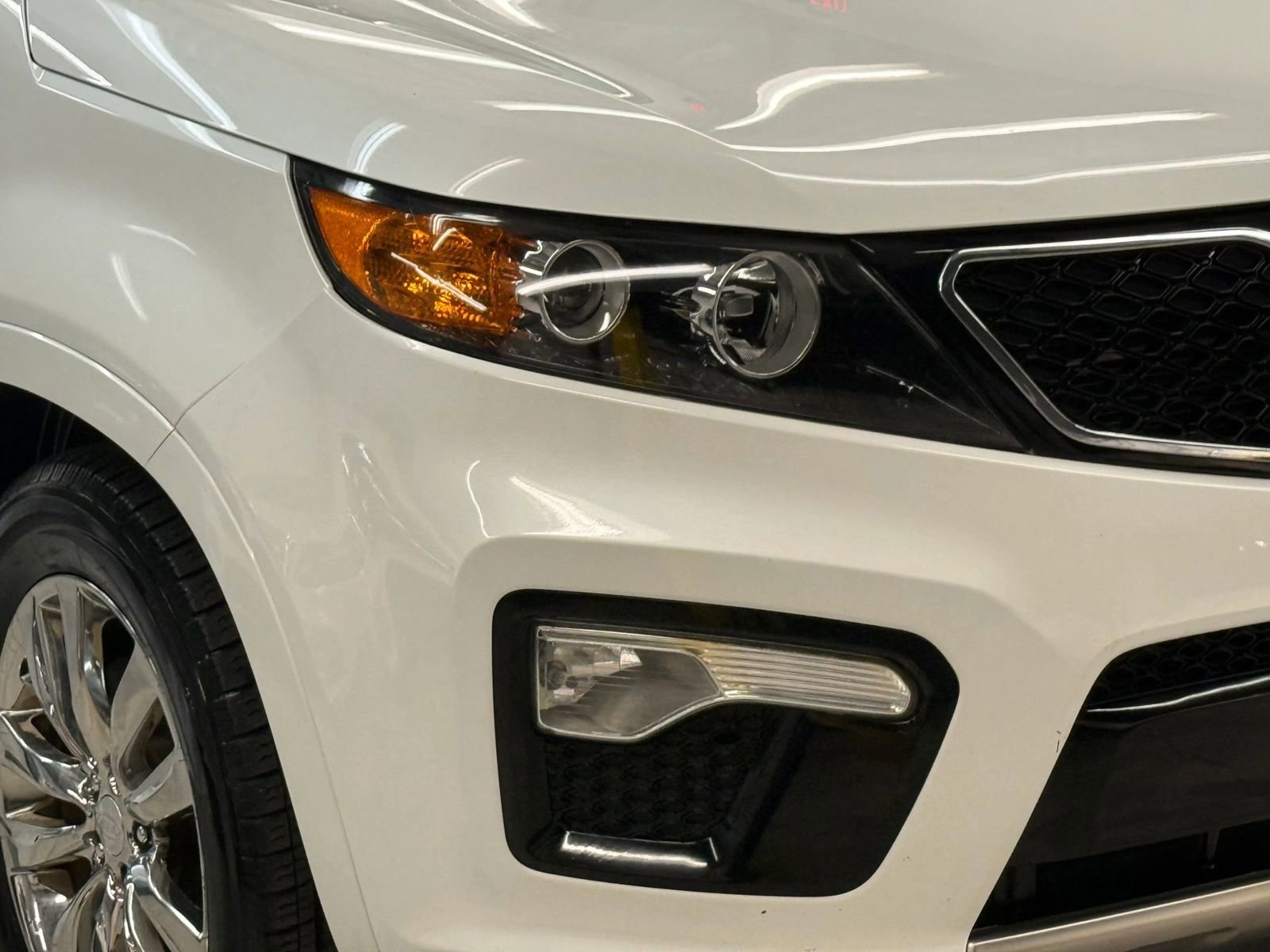 Used 2012 Kia Sorento SX w/ SX Premium Pkg image 6