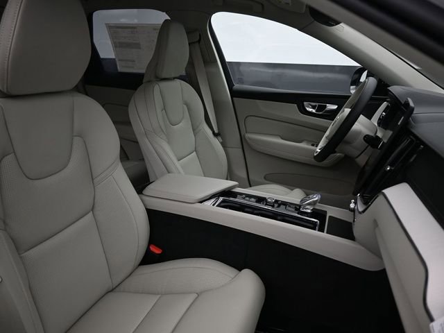 New 2026 Volvo XC60 B5 Ultra w/ Protection Package Premier image 34