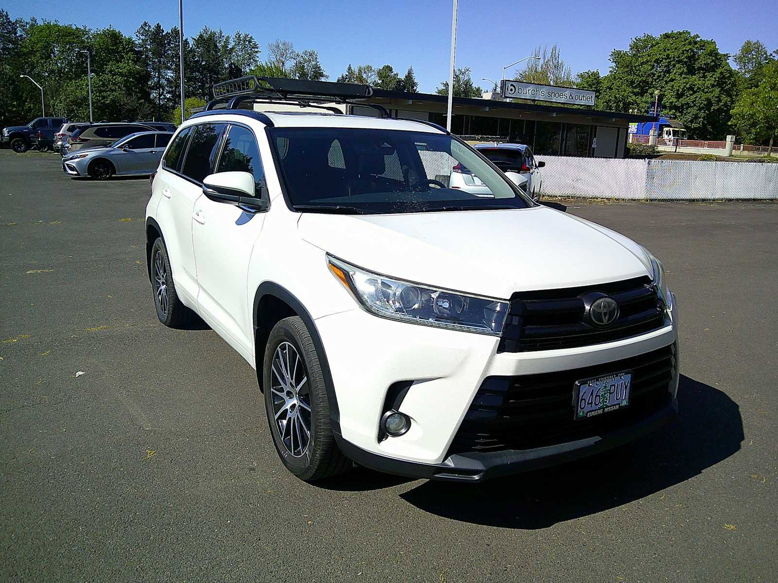 Used 2018 Toyota Highlander SE AWD/4WD image 7