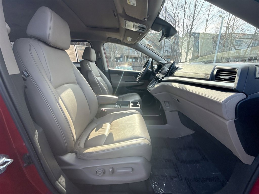 Used 2023 Honda Odyssey EX-L image 26