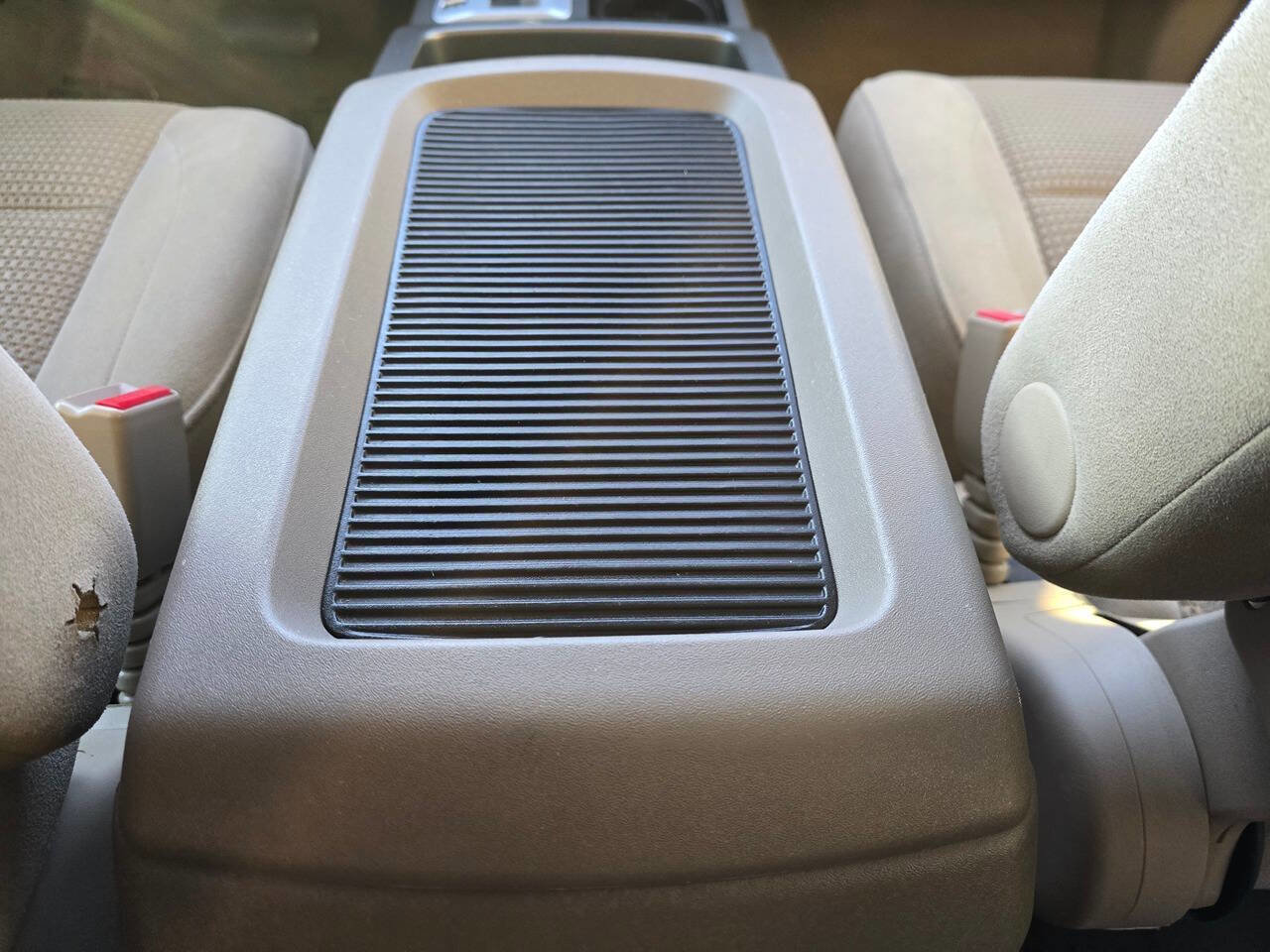 Used 2012 Nissan Armada SV image 33