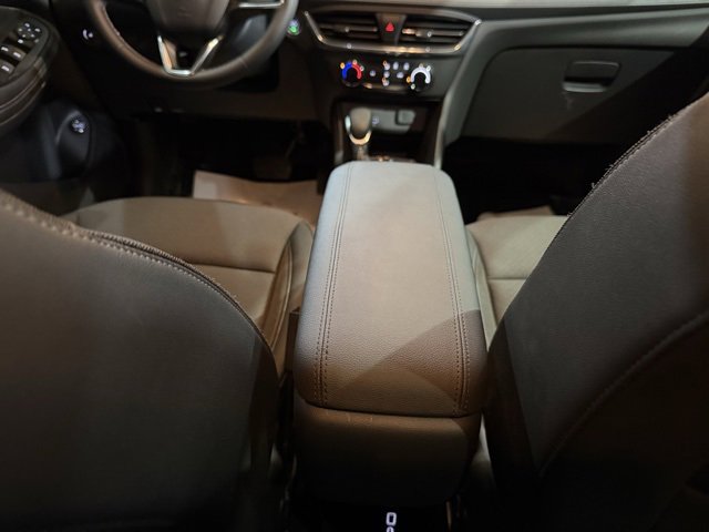 Used 2025 Buick Encore GX Preferred image 23