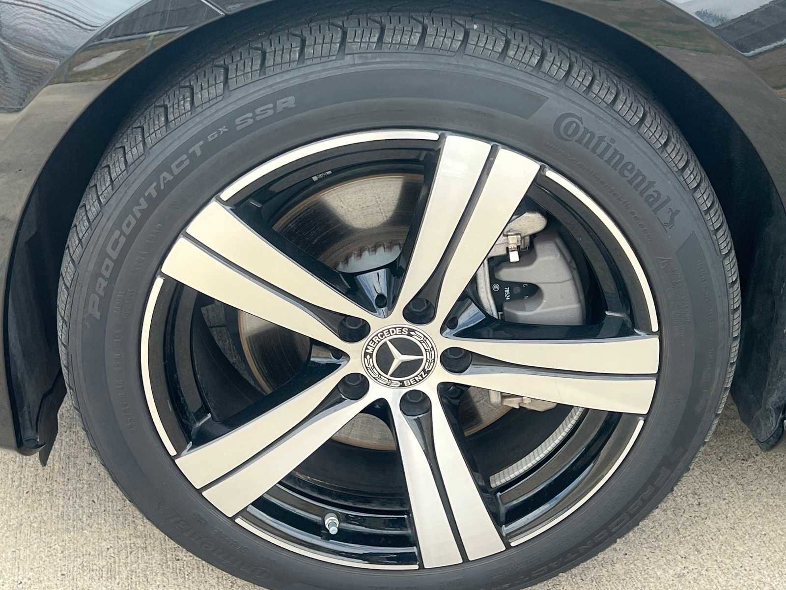 Used 2025 Mercedes-Benz C 300 Sedan image 9