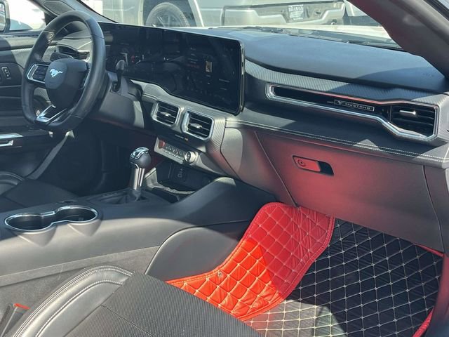 Used 2024 Ford Mustang Premium image 21