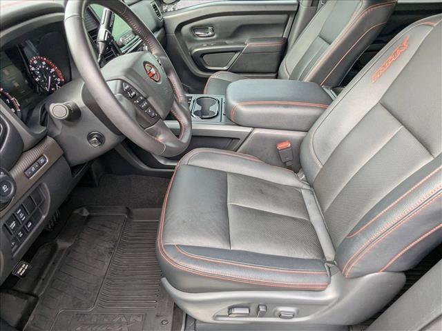 Used 2024 Nissan Titan PRO-4X w/ Pro-4x Convenience Package image 16