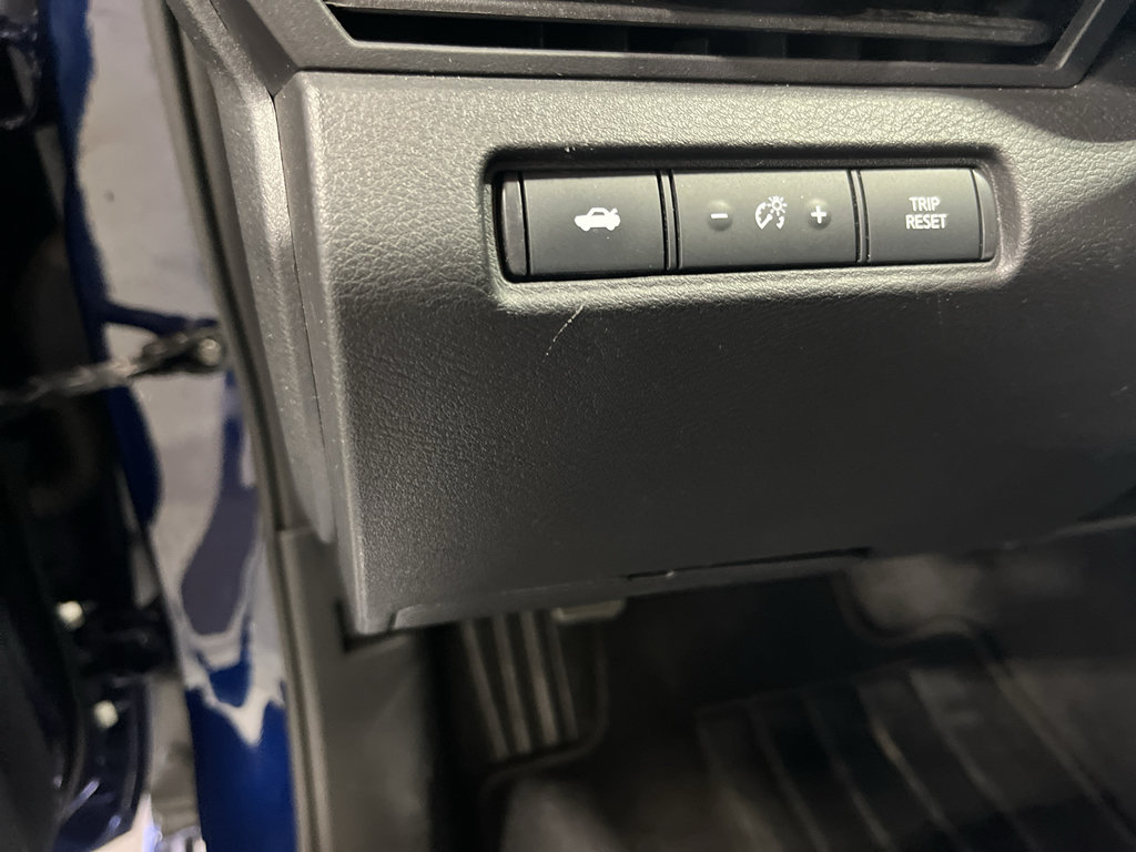 Used 2023 Nissan Altima 2.5 S FWD image 32