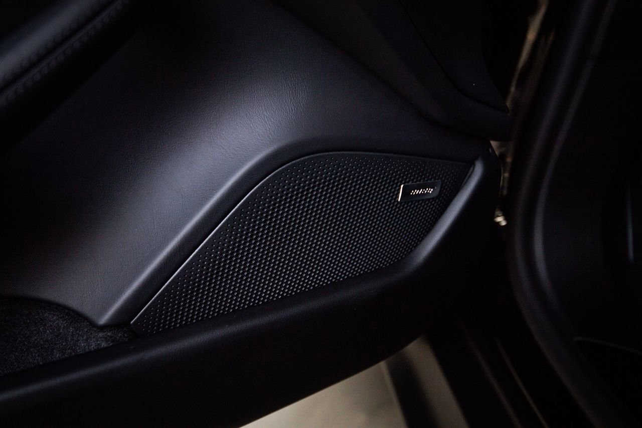 New 2026 Porsche Taycan image 21