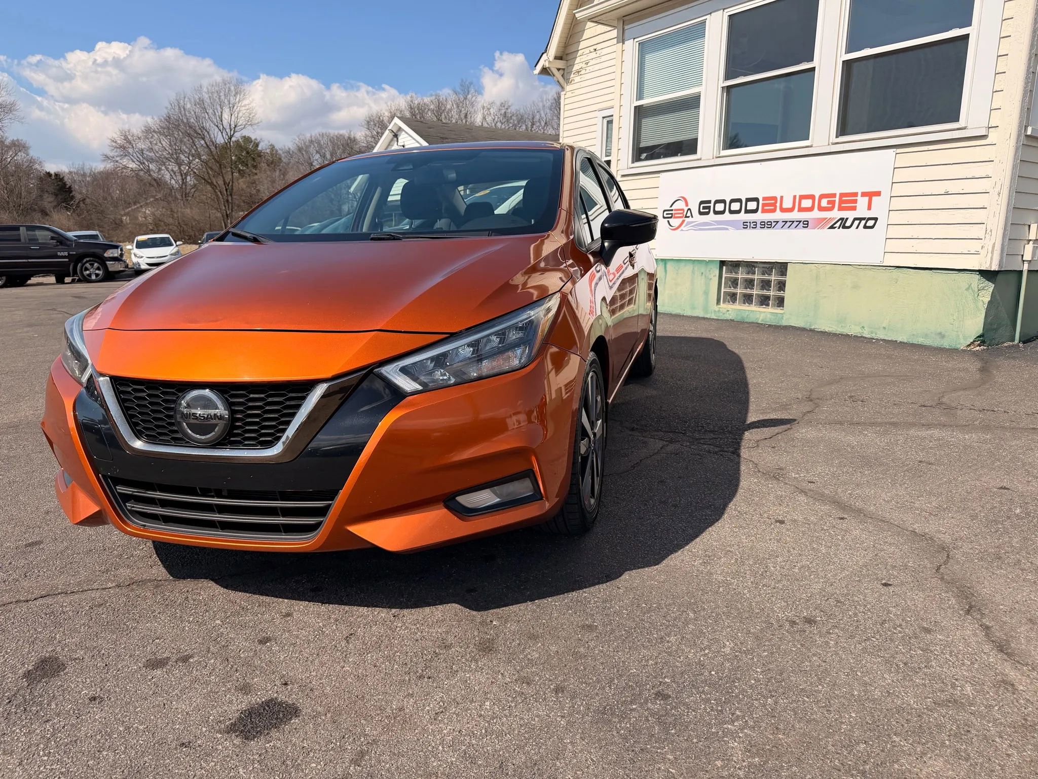 Used 2020 Nissan Versa SR w/ Lighting Package image 1