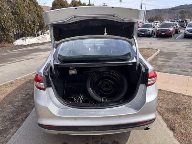 Used 2017 Ford Fusion Energi SE image 15