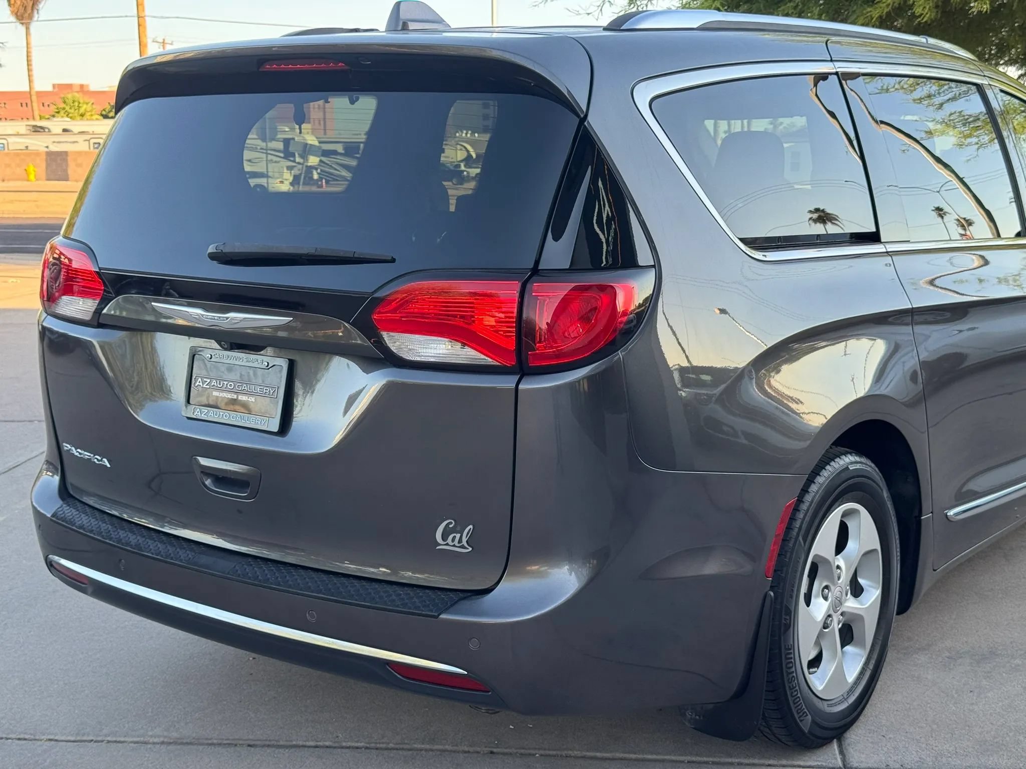 Used 2017 Chrysler Pacifica Touring-L Plus FWD image 53