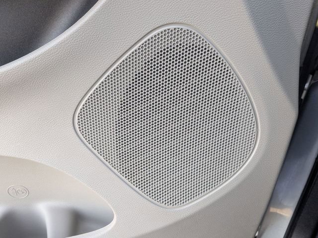 Used 2020 Dodge Grand Caravan SE image 28