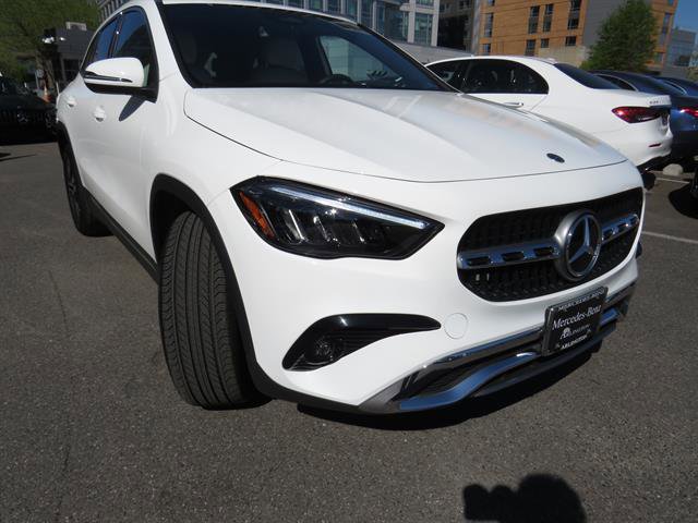 Used 2025 Mercedes-Benz GLA 250 4MATIC image 25