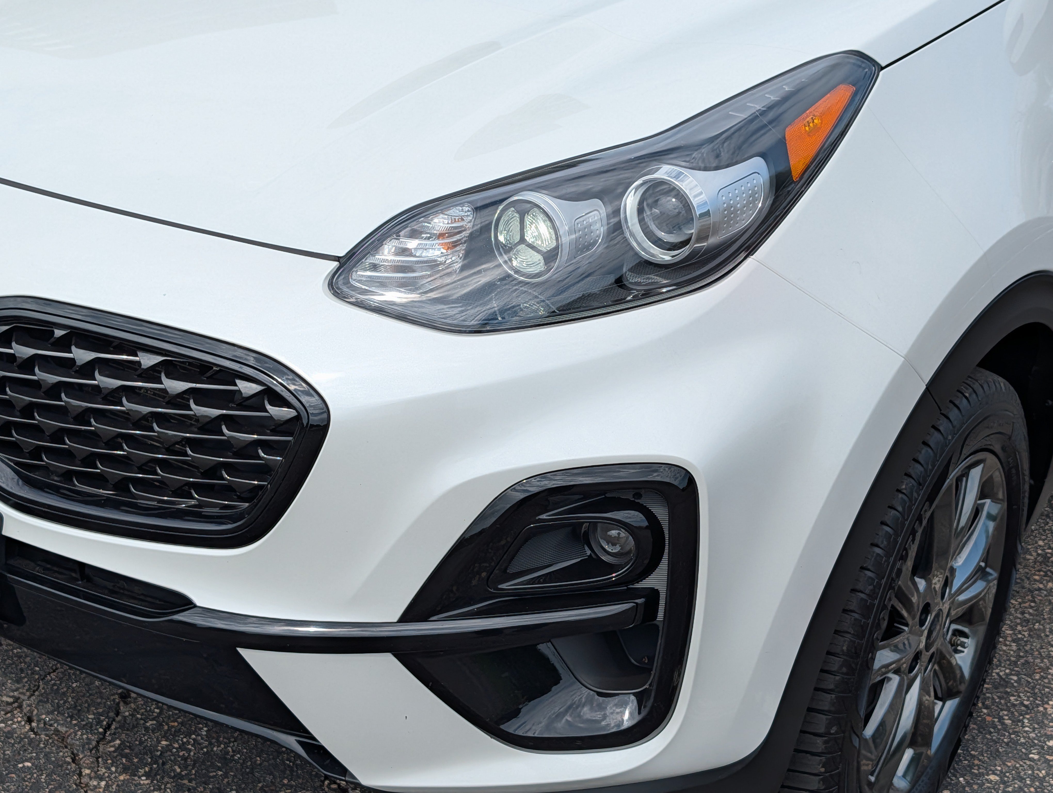 Certified 2022 Kia Sportage Nightfall Edition w/ Nighfall AWD Premium Package image 16