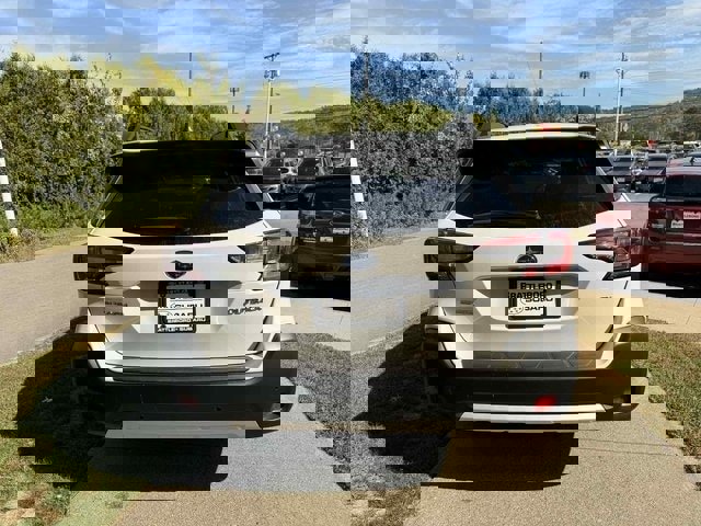 New 2025 Subaru Outback Limited image 5