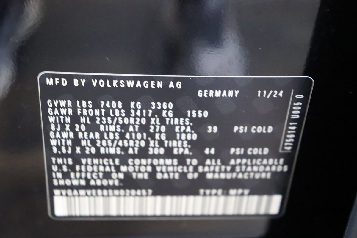 Used 2025 Volkswagen ID. Buzz Pro S RWD image 70