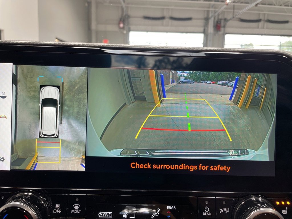 Used 2024 Toyota Highlander Platinum image 43