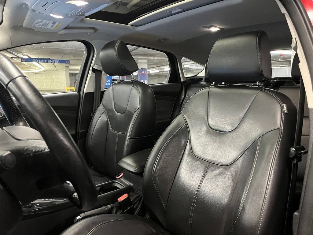 Used 2017 Ford Focus Titanium FWD image 18