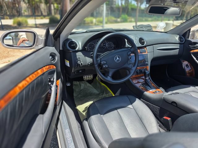 Used 2005 Mercedes-Benz CLK 320 Cabriolet image 21