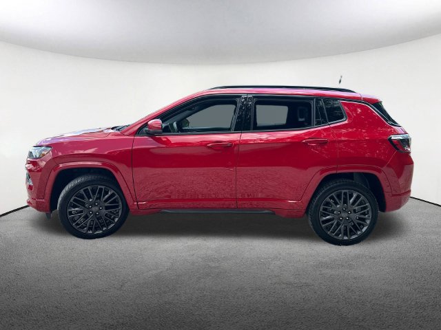 Used 2022 Jeep Compass Limited AWD/4WD image 5