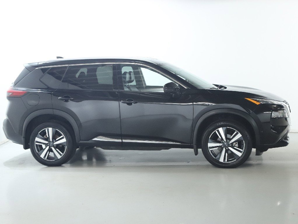 Used 2023 Nissan Rogue SL w/ SL Premium Package image 11