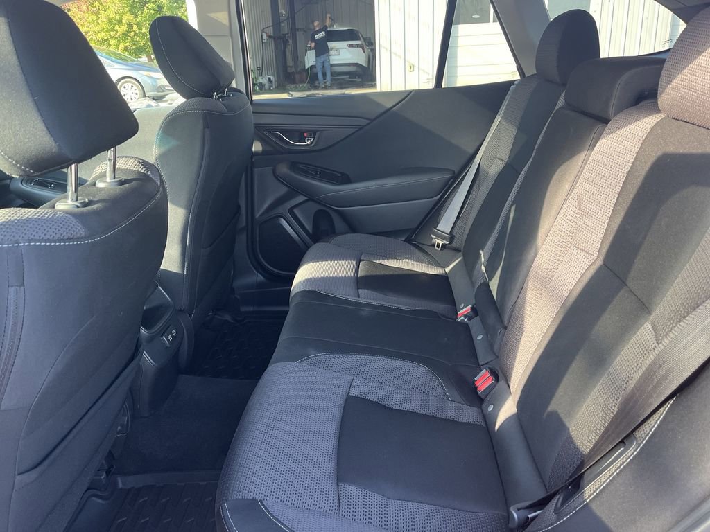 Used 2020 Subaru Outback Premium image 27
