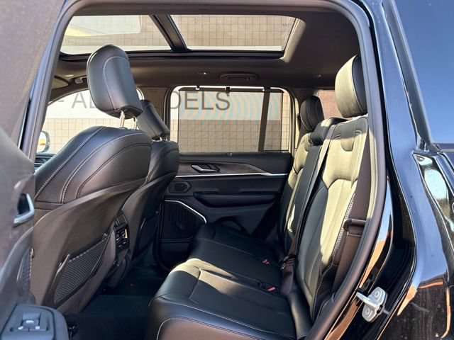 Used 2024 Jeep Grand Cherokee Limited 4xe AWD/4WD image 18