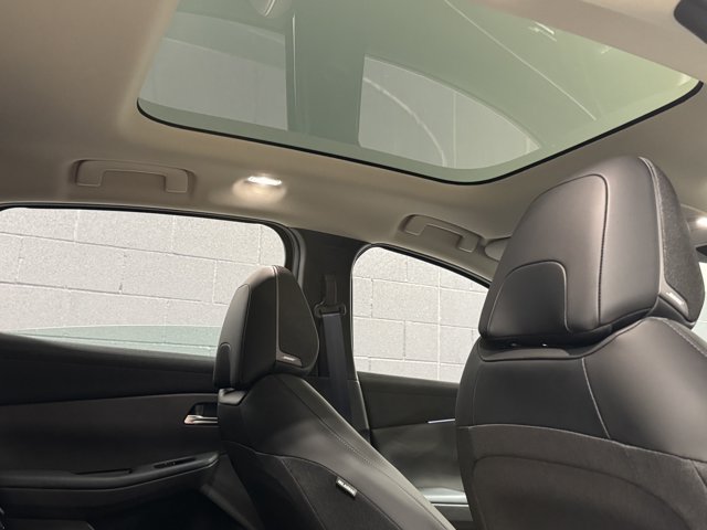 New 2026 Nissan Leaf Platinum+ w/ Cargo Package (Platinum+) FWD image 20