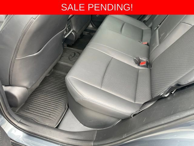 Used 2023 Toyota Venza Limited image 23