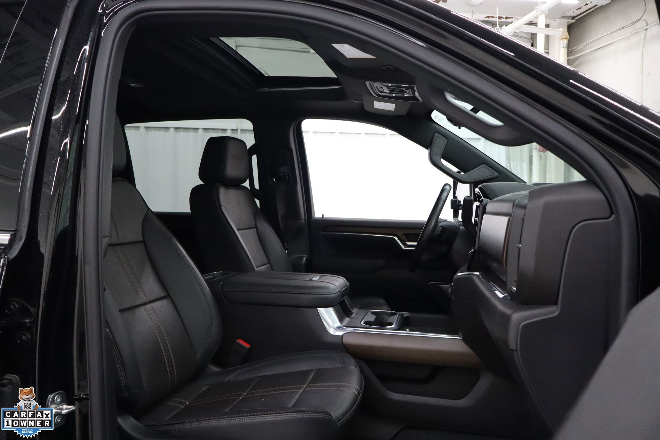 Used 2024 Chevrolet Silverado 2500 High Country w/ High Country Premium Package image 29