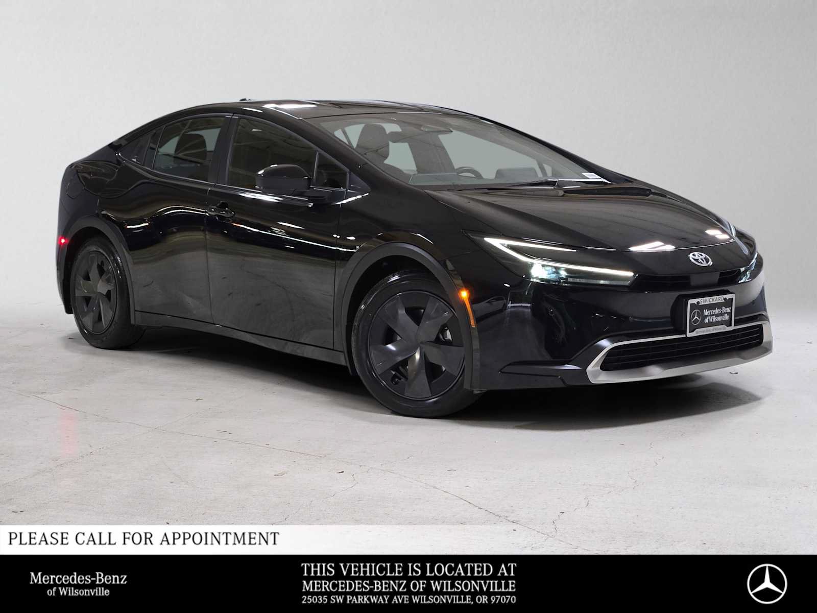 Used 2025 Toyota Prius Plug-In Hybrid