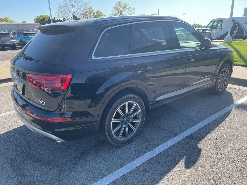 Used 2017 Audi Q7 3.0T Premium Plus AWD/4WD image 4