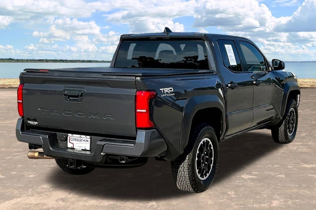 Used 2025 Toyota Tacoma TRD Off-Road AWD/4WD image 8