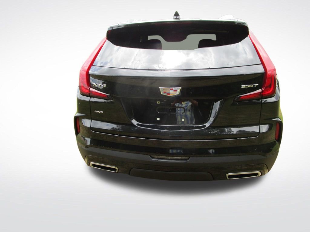 Used 2024 Cadillac XT4 Premium Luxury AWD/4WD image 9