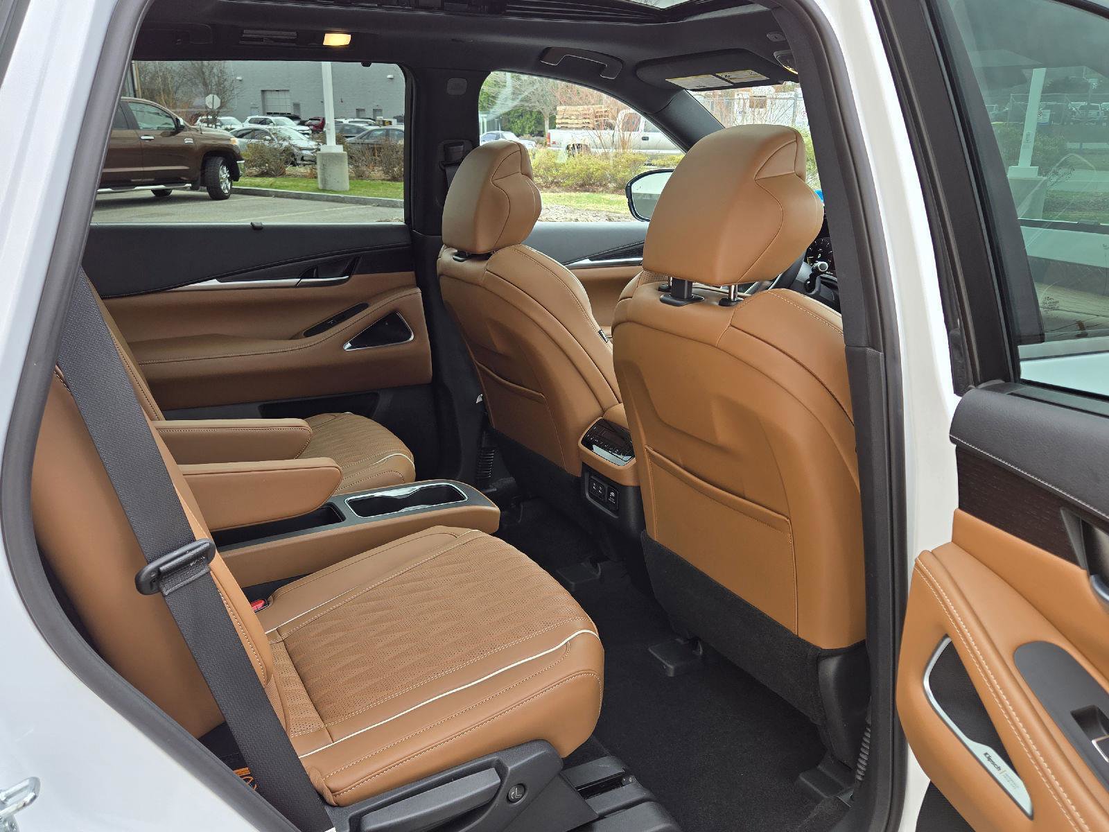 Certified 2026 INFINITI QX60 Autograph w/ Dark Cargo Package image 20