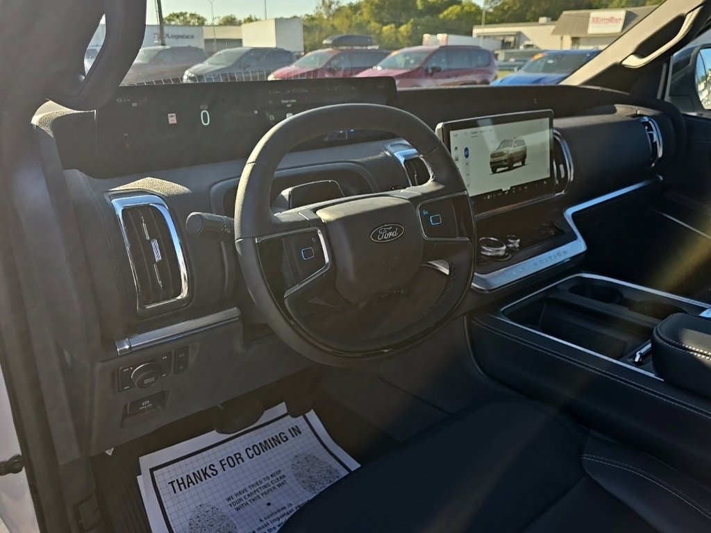 New 2025 Ford Expedition Max Platinum image 19