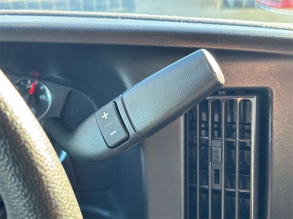 Used 2019 GMC Savana 2500 w/ Enhanced Convenience Package image 25