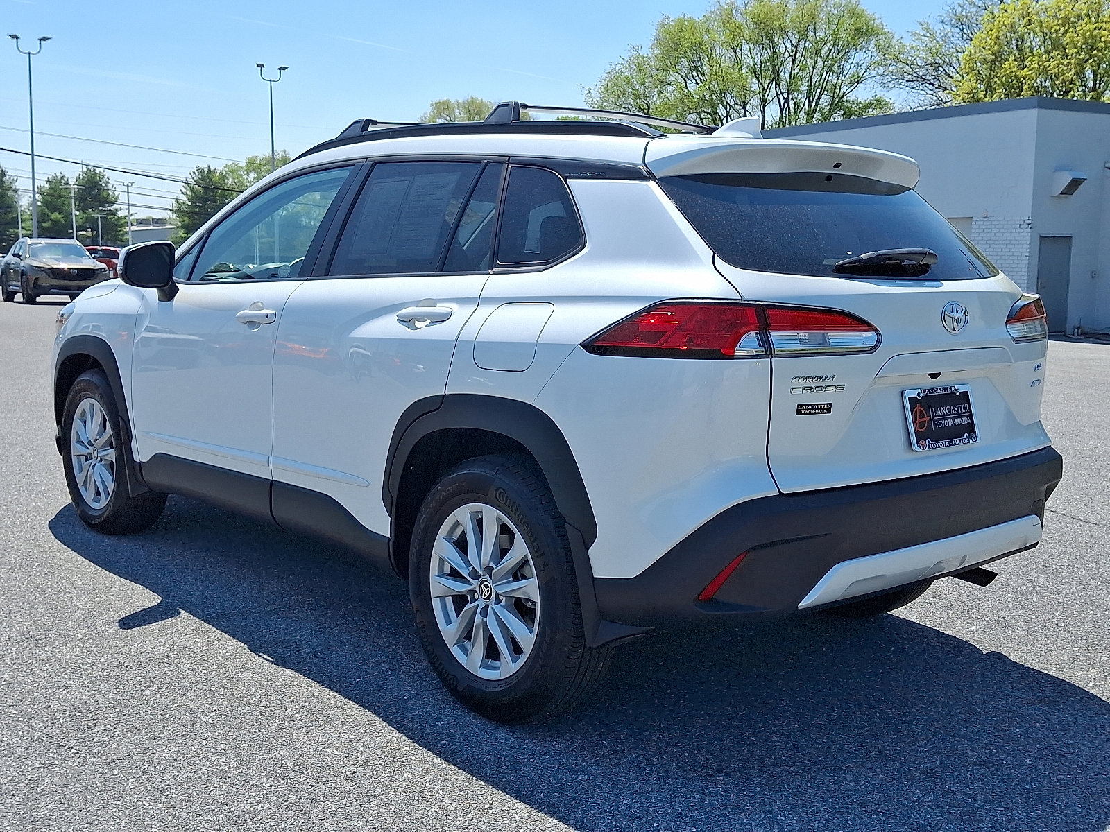 Certified 2023 Toyota Corolla Cross LE AWD/4WD image 5