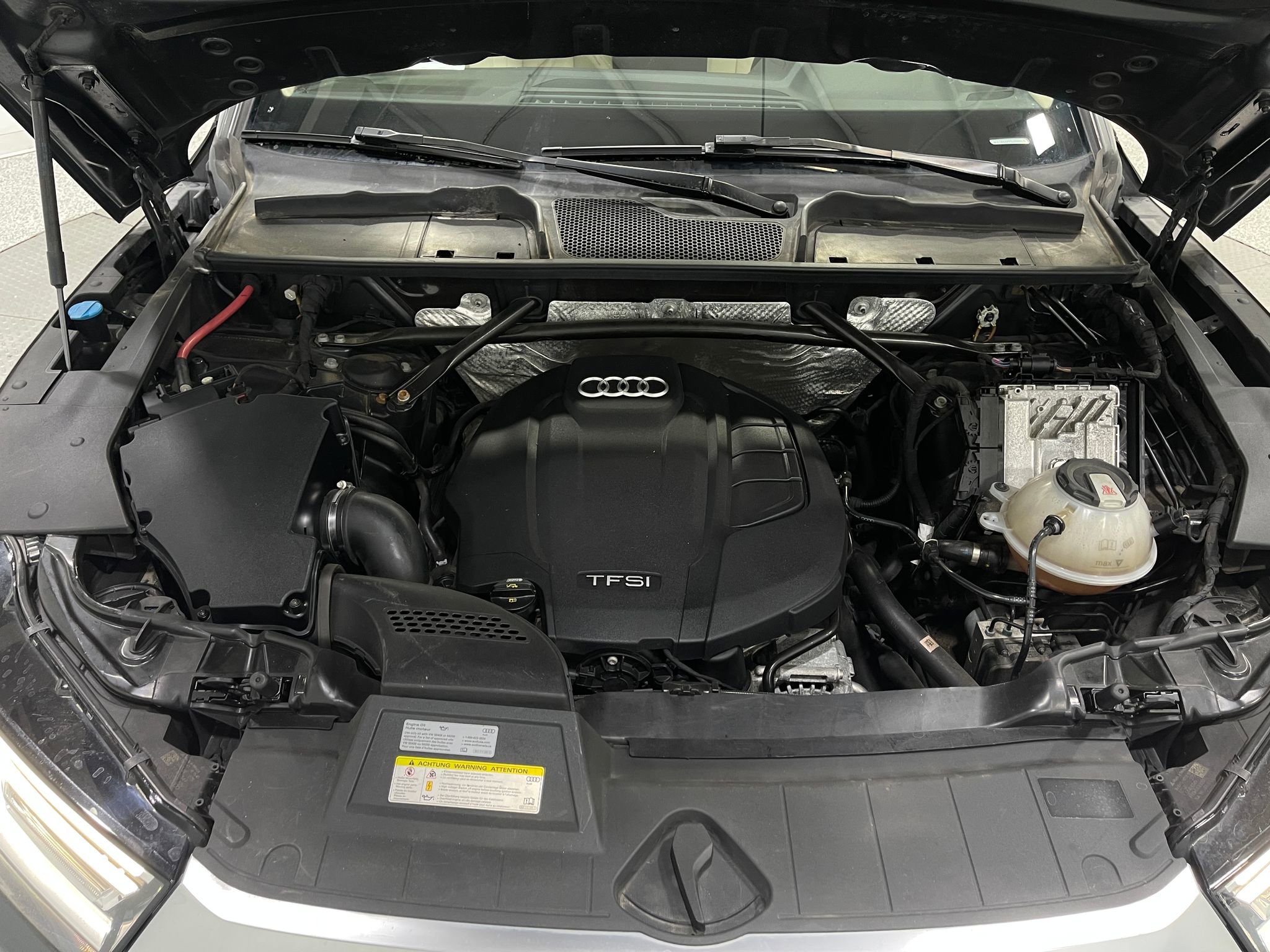 Used 2018 Audi Q5 2.0T Premium w/ Convenience Package image 25