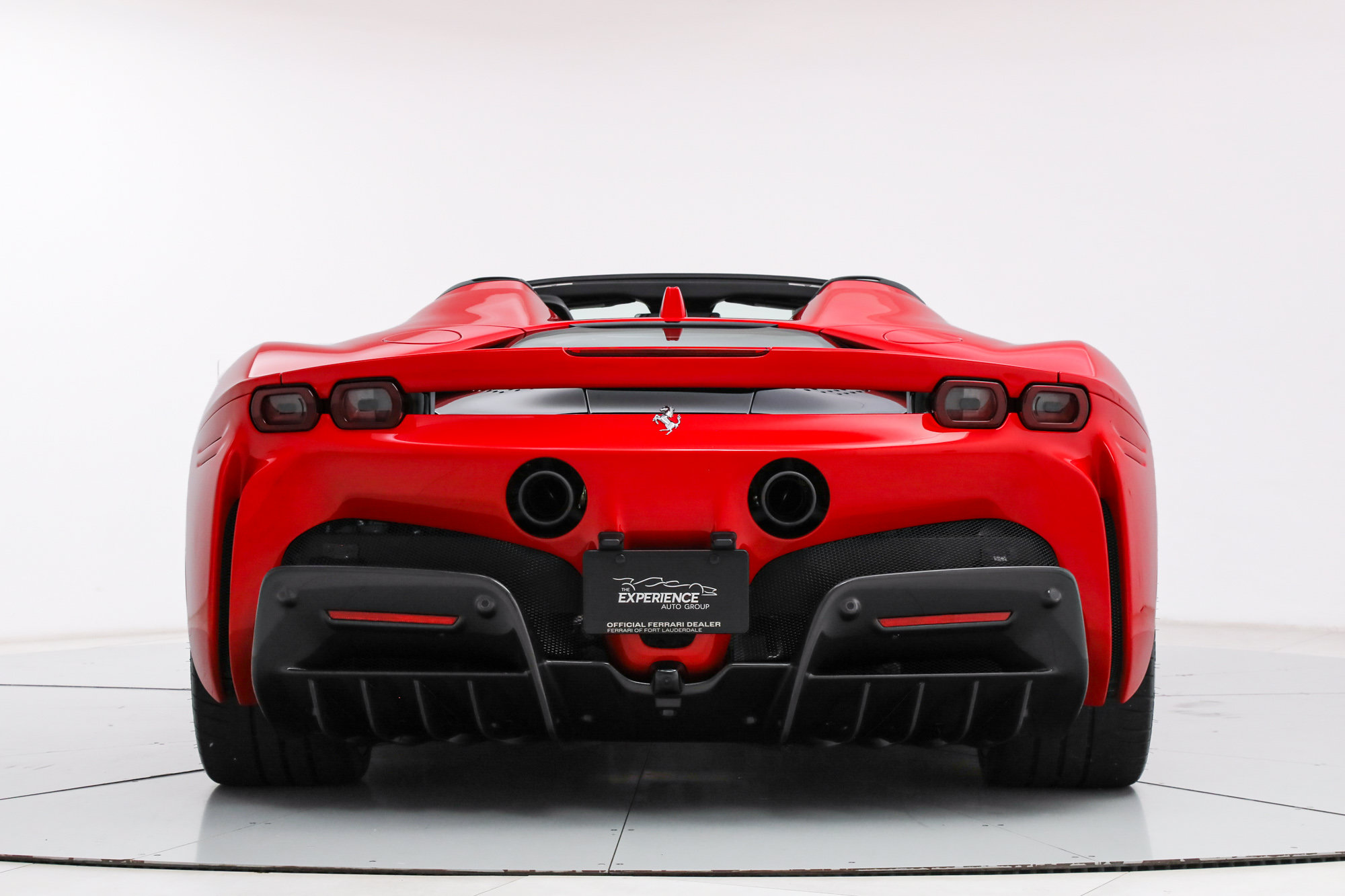 Certified 2025 Ferrari SF90 Spider AWD/4WD image 7